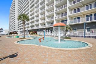 Laketown Wharf Beach Resort - 6