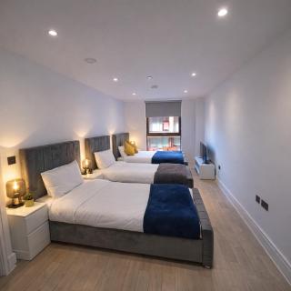 City Airport O2 Arena ExCel Centre Canary Wharf Apartment in London - 2