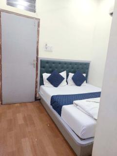 Hotel Mint Park AL Maqam - Near Mohammad Ali road Mumbai - 5
