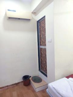 Hotel Mint Park AL Maqam - Near Mohammad Ali road Mumbai - 1