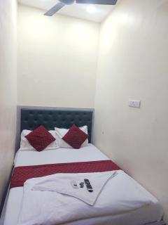 Hotel Mint Park AL Maqam - Near Mohammad Ali road Mumbai - 4