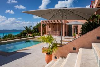 Oceanfront 5BR Villa, Saltwater Pool & Concierge - 8