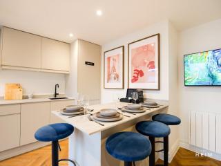 Herringbone at The Heim - 3