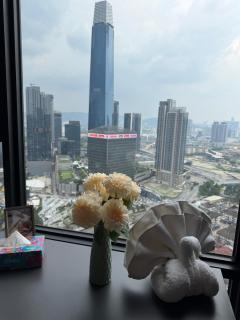 Near Slepping Lion At Axon Mike House Service Suites by Kuala Lumpur - 9