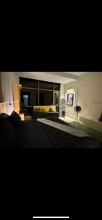 2 Bed Apt Emaar DHA phase 8 Sea facing - 9