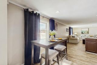 Close to Lake George! Couples Retreat with Pool - 6