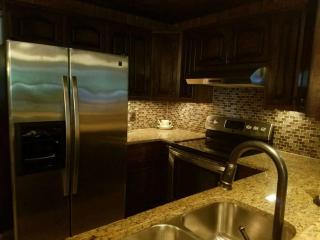 Charming Country Cabin with Self Check In - 4