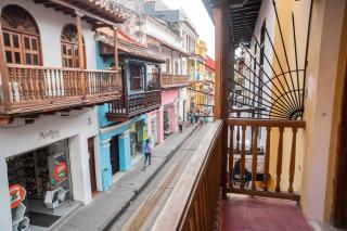 Casa Moneda 3 House Old city Pool near clock tower - 2