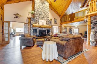 Secluded, Waterfront Home with Patio in Craigville! - 4