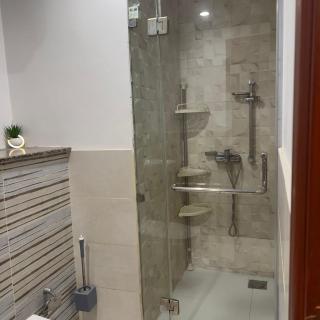 Luxurious Studio Apartment - Gold Crest Mall - DHA Lahore - 5