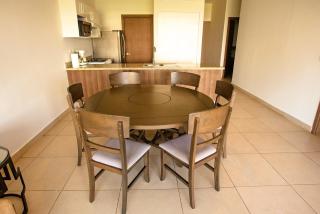 Spacious 3 BR Condo, by the US Consulate - 4