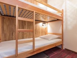 Studio rénové proche pistes avec garage - FR-1-275-160 - 1