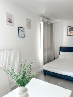 Equipped studio in Lormont and Free Parking - 2