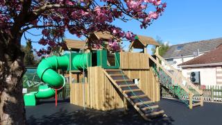 Forest Edge Statement 2 Bedroom Caravan - 9