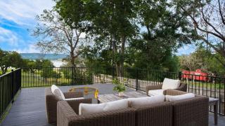 Travis by AvantStay Waterfront Lake Retreat - 6