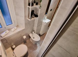 PORTSIDE INN - Family-friendly, near AQUARIUM, TERMINAL, STATION, CITY CENTER - 4