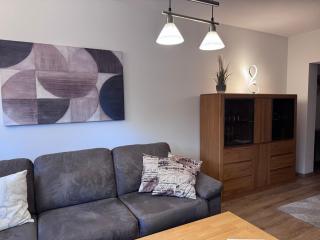 Wagner Apartment Bayreuth FeWo - Erdgeschoss - nähe Festspielhaus - 2 Schlafzimmer - Boxspringbetten - große Küche - Dusche - Badewanne - extra WC - Terrasse - 5