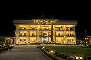 Pandav Raj Palace Hotel and Resort - 4