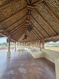 Rancho La Trinidad, 8-acre ranch, walk to town - 1