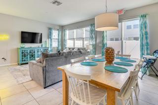 4 Mi to WDW: Sleek Townhome w/ Community Pool! - 3