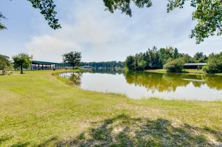 Anglers Getaway! Rustic Cabin on Lake Eufala - 8
