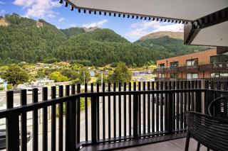 Queenstown Modern 1 Bedroom Apartment - walk to town - 8