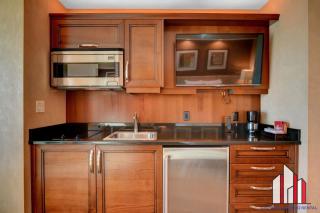 MGM Signature-04-604 Jacuzzi Studio - 9