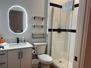 Downtown Glow AC, Unit 403 - 7