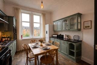 Contractors and Guests Grand 3 Bedroom Central Free Parking Fully equipped - 3