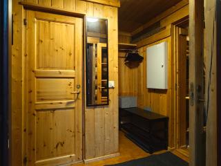 Holiday Hopsukka - 1