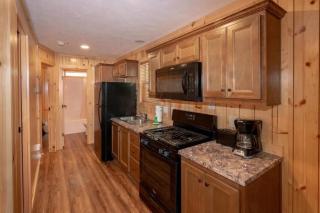 L2 4 Bedroom Cottages near Wildwood - 6