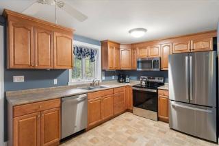 White Mountain Escape - Apartment at Wellriver - 7