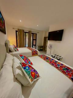 The Madevelyn in Atitlán - 1