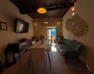 IL VICOLETTO Apartment - Charming independent holiday home in the historic center of Fiuggi, elegant and cozy, near the Thermal Baths and Wellness Retreats - FIUGGI - 6