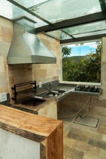 Casa junto as montanhas - 2