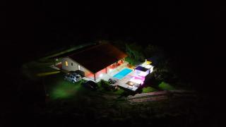 Casa junto as montanhas - 8