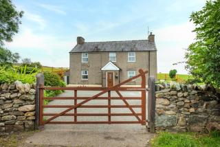 3 Bed in Caerhun oc-wag692 - 9