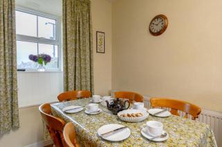 3 Bed in Caerhun oc-wag692 - 1