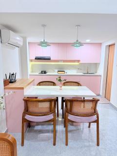 2 Bedroom Pink House with Loft in Ketewel - 6