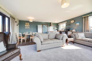 3 Bed in Eccles Beach oc-852 - 6