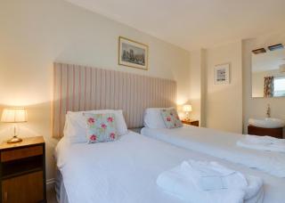 3 Bed in Porthleven oc-rosen - 1