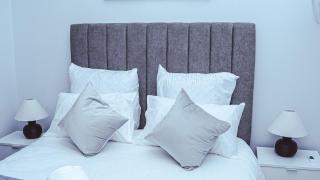 Elegant 2 Bed Retreat Prime Location - 2