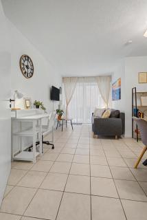 Neu Renoviert - 4 Schlafplätze, Zentral, Terrasse - 9