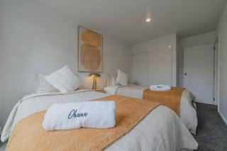 Modern Home with Sunny Garden - 1