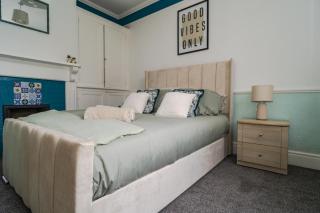 Upper Grosvenor Suite - 9