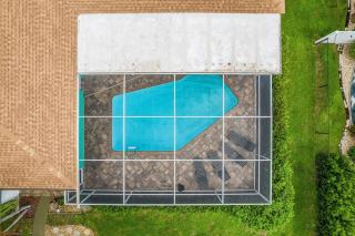 Villa Dolphin Waterfront at 8-Lakes Area and Heated Pool - 3