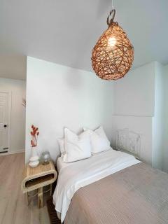 Relaxing Stay Sleeps 4 & 2 Parking - 5