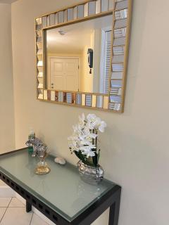 Waterfront Luxury 3BR Condo in Westmoorings - 6