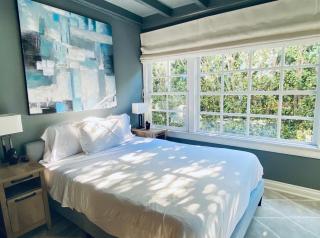 Delux Private Rooms at the Villa with Heated Pool - 7