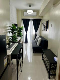 Premiere stay near MOA and NAIA Airport - 4